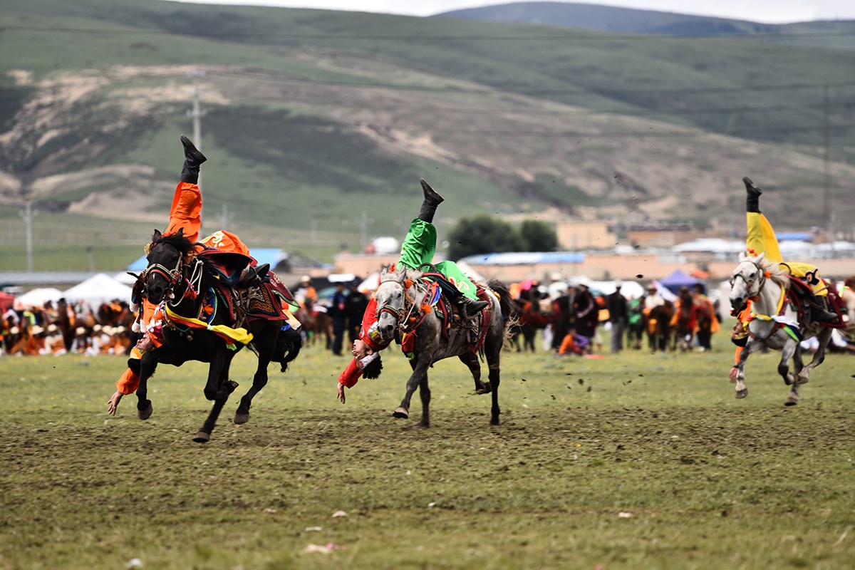 Litang Horse Racing Festival