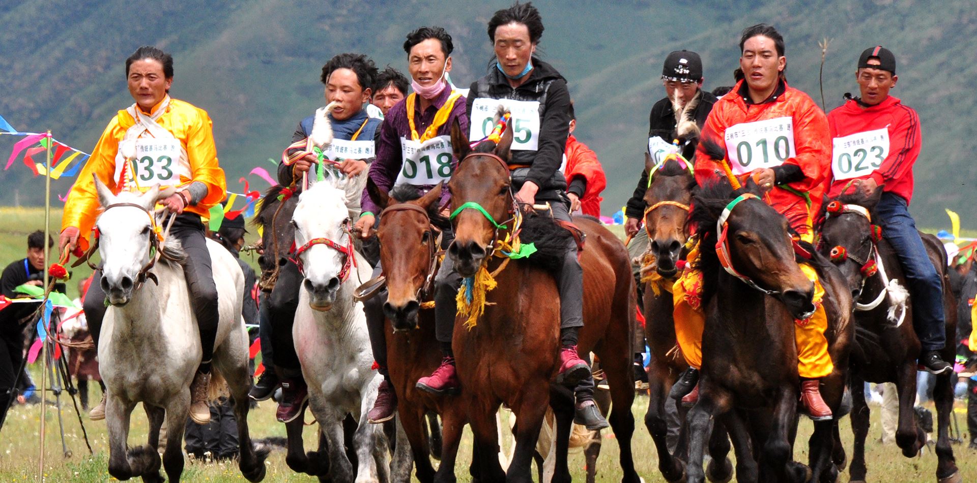 Fête de Course de Chevaux à Yushu