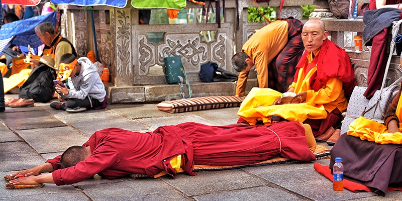 Believers at Jokhang