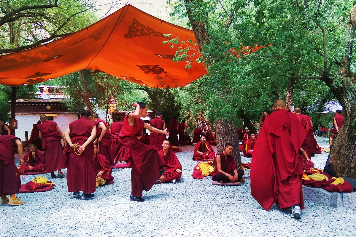 Debate in Sera Monastery | Photo par Liu Bin