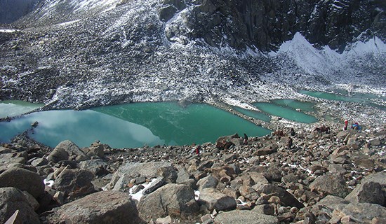 Voyage en Voiture du Tibet à Xinjiang avec le Trekking Autour de Kailash