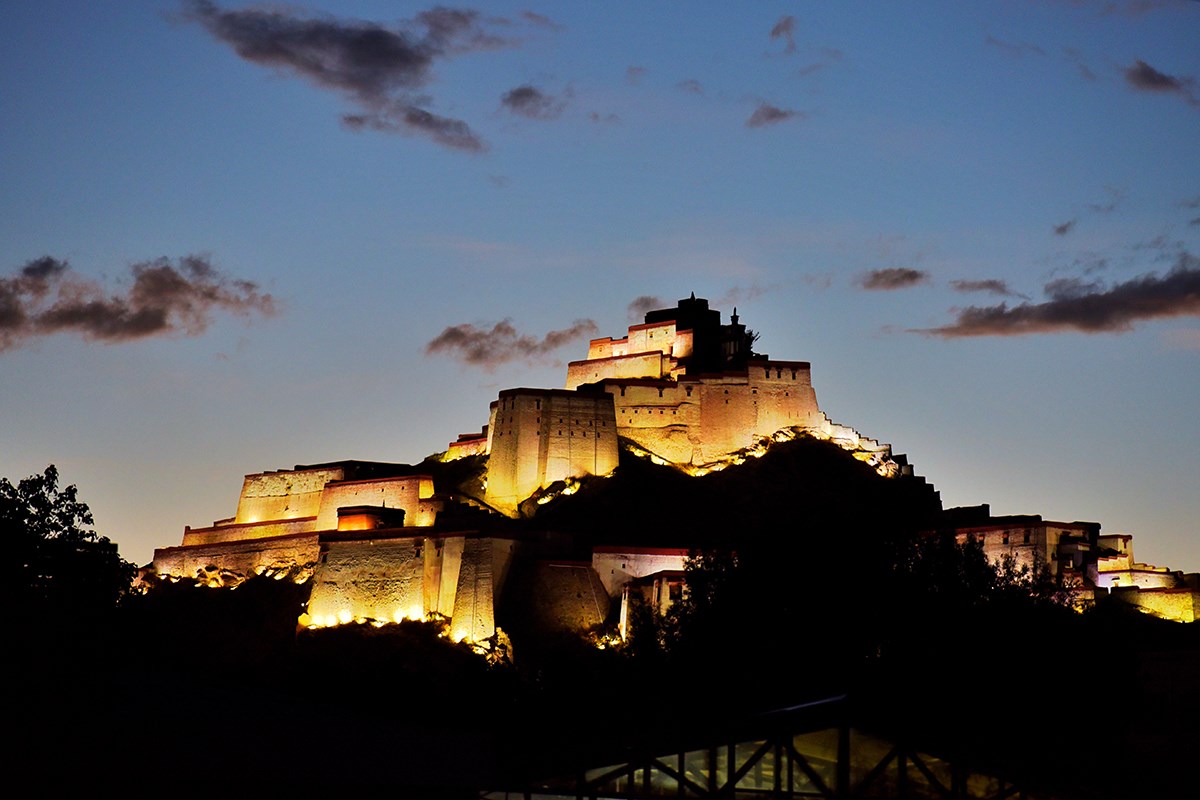 Gyantse Dzong Castle | Photo par Liu Bin