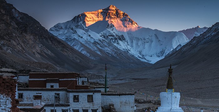 Sonnenuntergang auf Everest (Qomolangma)