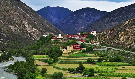 Voyage En voiture du Sichuan au Tibet par la Route Nationale G318