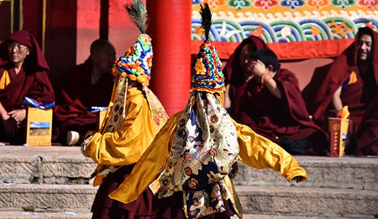 Voyage de Fête Monlam à Langmu Si, Luqu et Aba dans Amdo en 2021