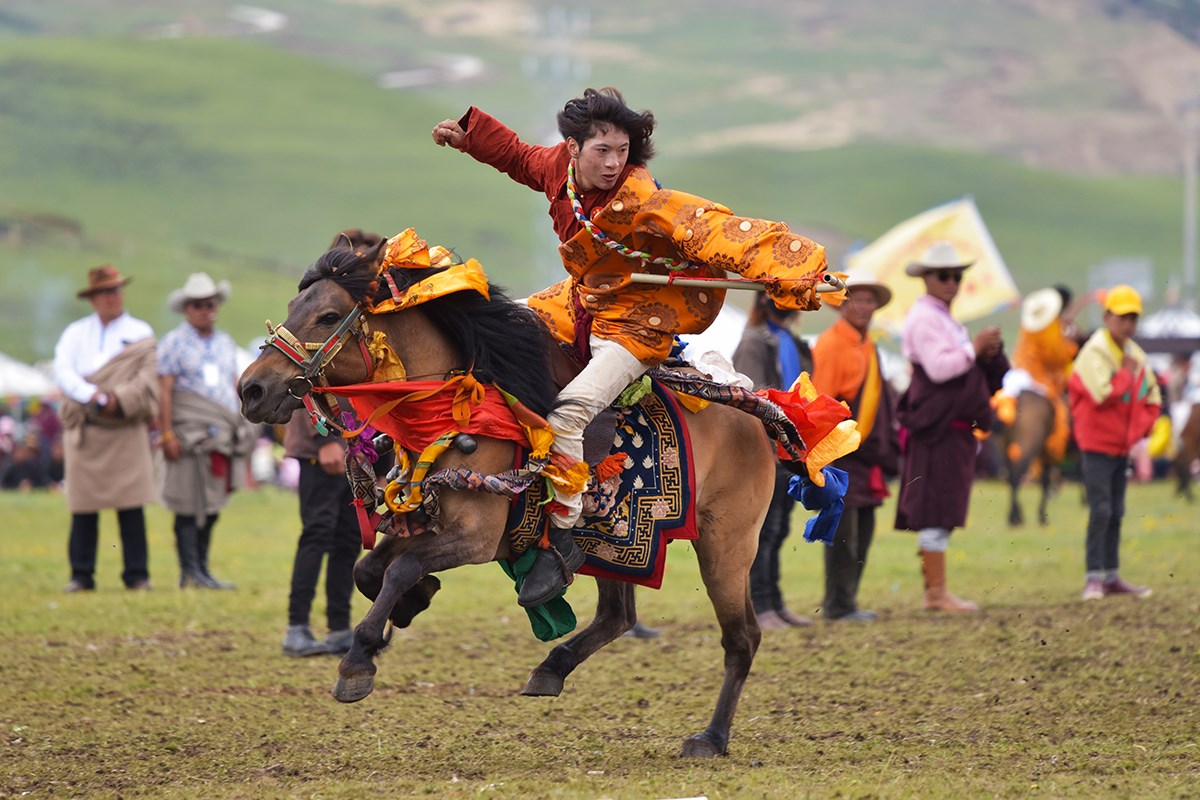 Litang Horse Racing Festival | Photo par Liu Bin