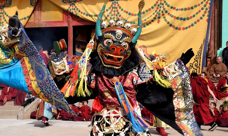 Monlam Festival in Wutun Monastery
