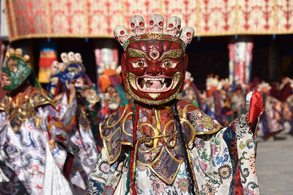 Mask Dance Festival during Great Prayer in Summer | Photo par Yang Zeru