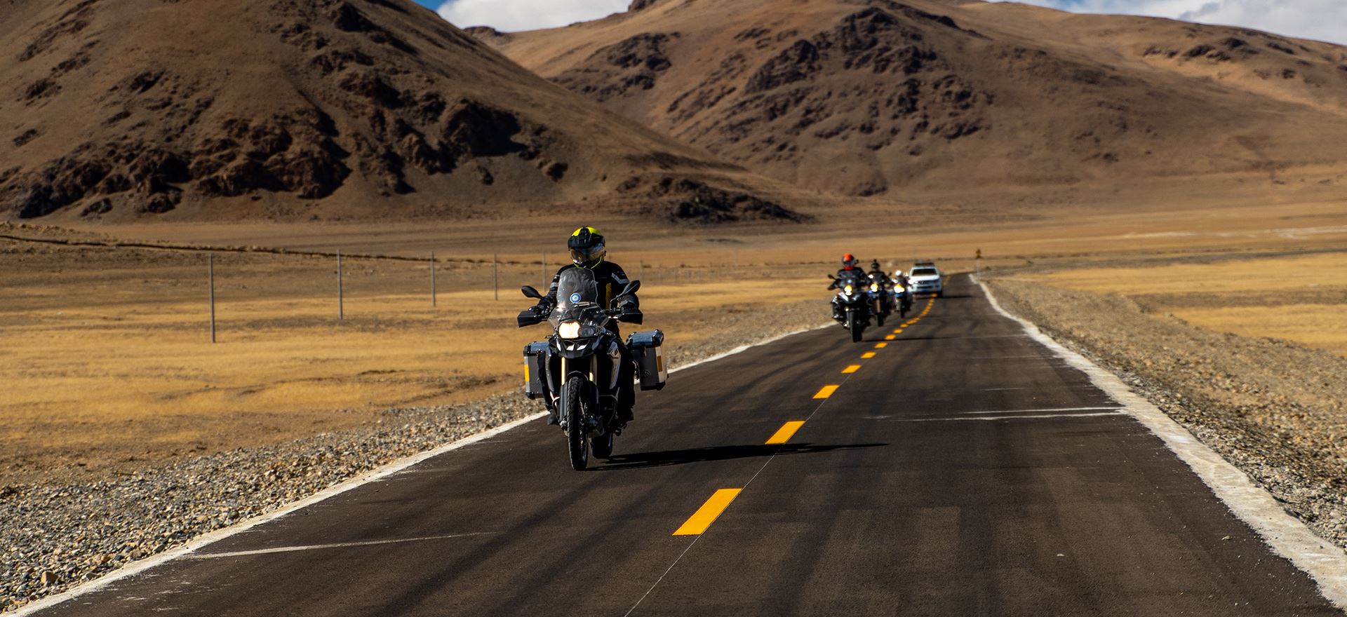 Voyage d’Aventure à Moto Louée au Tibet  à Everest BC et Kailash