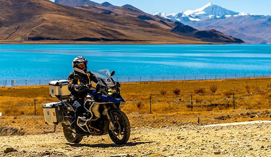 Voyage à Moto Louée de Lhassa via Everest BC à Kathmandu