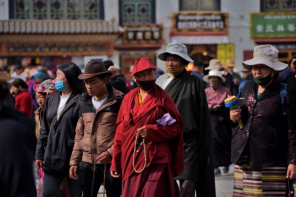 Barkhor Street | Photo par Liu Bin