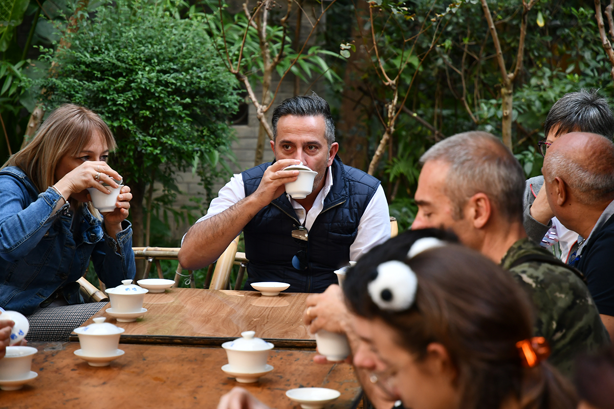 Teahouse in Renmin Park | Photo par Liu Bin