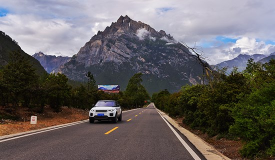 Voyage en Voiture Louée du Sichuan au Tibet sur Autoroute G318