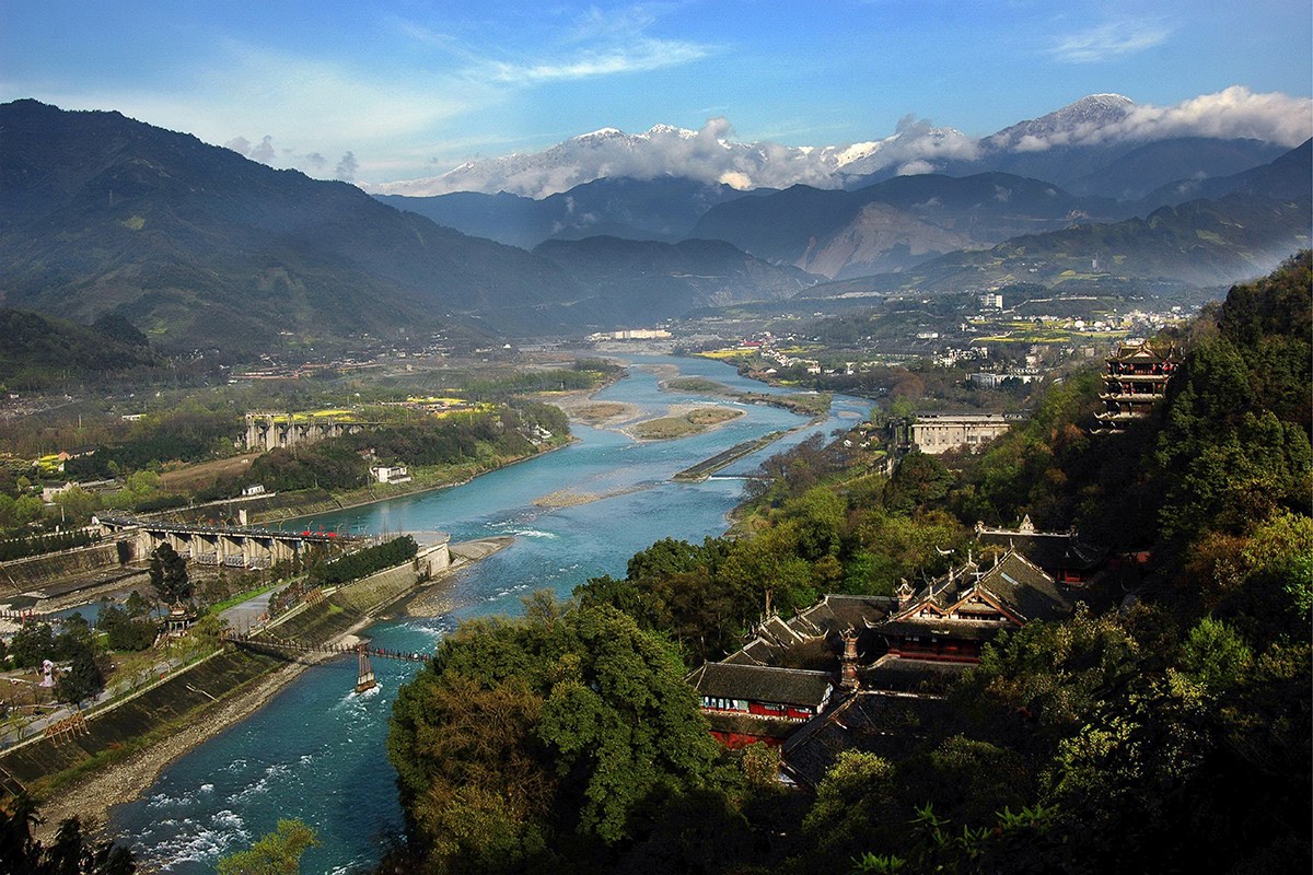 Dujiangyan  Irrigation System | Photo par Dujiangyan Culture and Tourism Administration